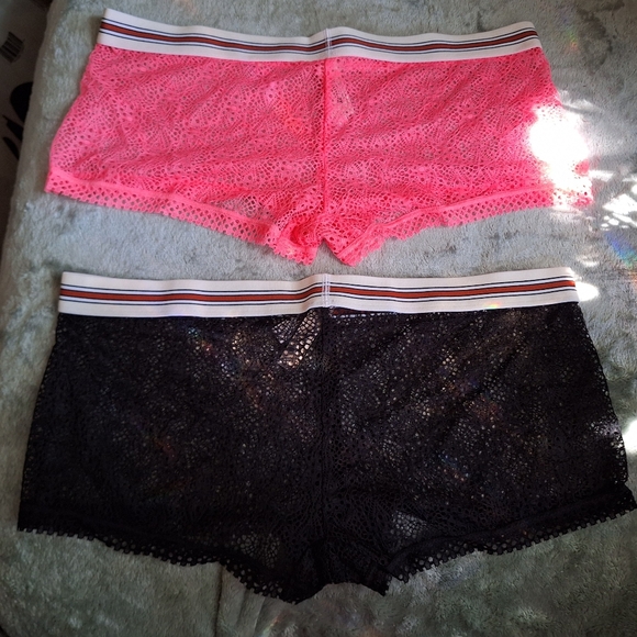 2 Pair Victoria's Secret Shorties Large - Picture 2 of 4